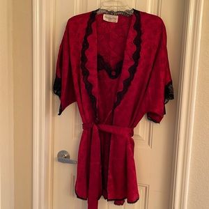 Christian Dior Paris-NewYork, 2 piece lingerie in dark red black lace, Small